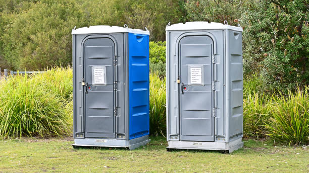 Best VIP or Luxury Restroom Trailers  in Helotes, TX